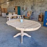 Round table in solid pine – sandblasted – with extension