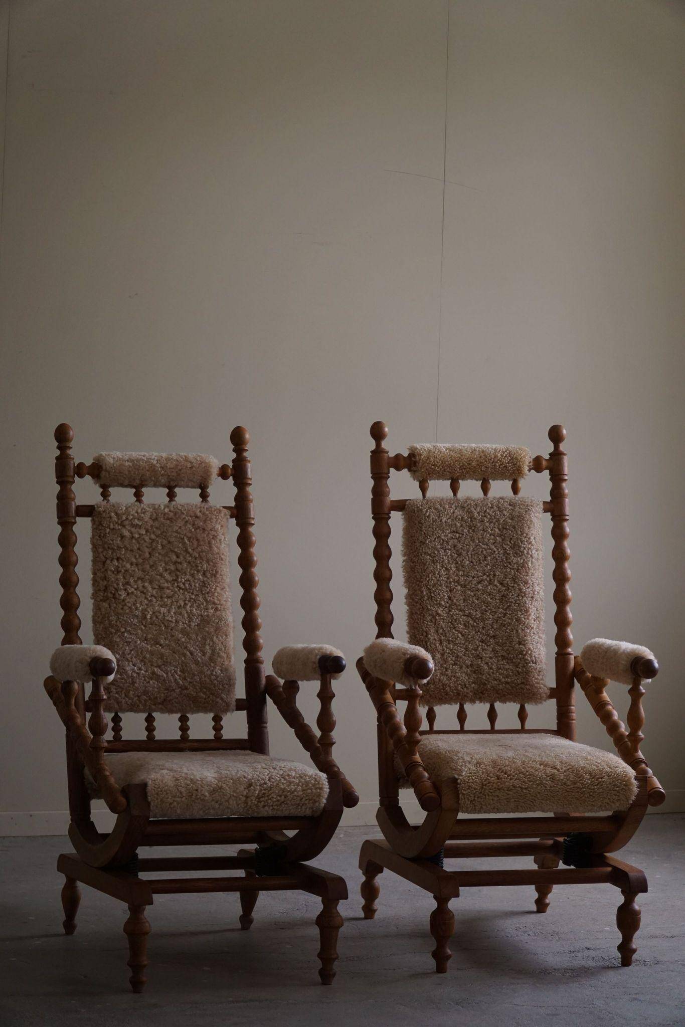 Pair of sculptural Danish modern rocking chairs in lambswool and oak, brutalist, 1950.