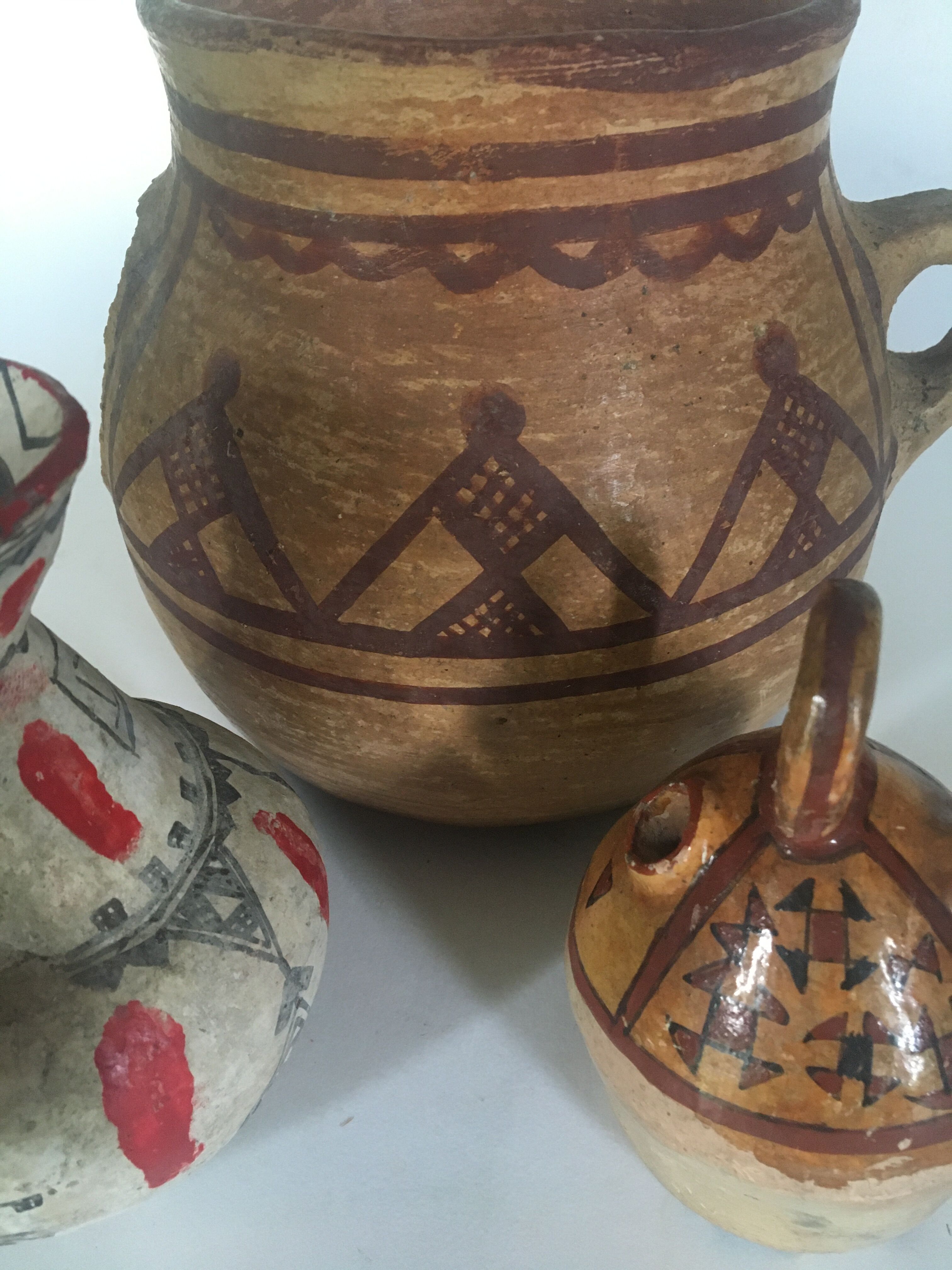 Berber terracotta engobe red