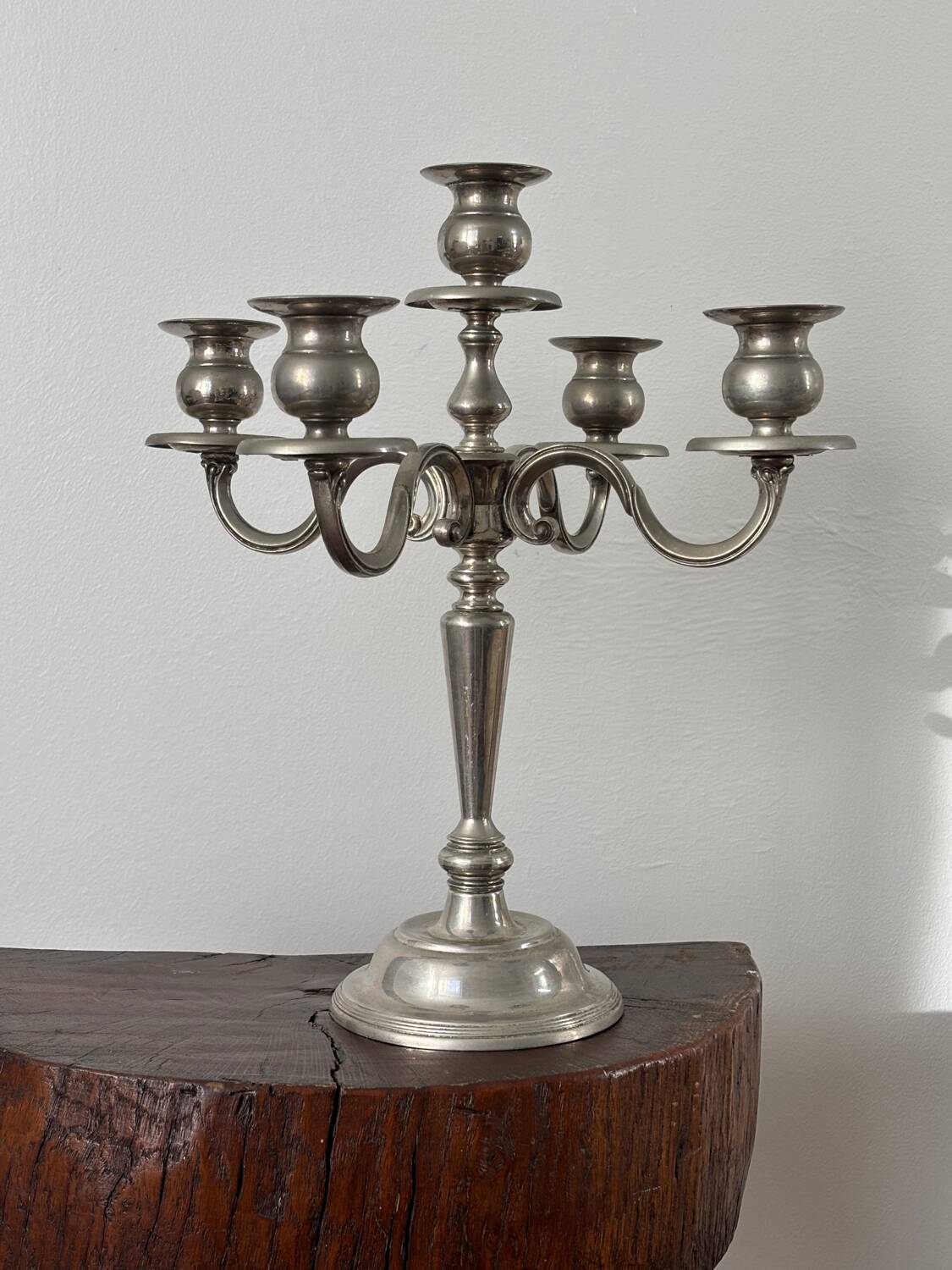 Metal chandelier with 5 lights