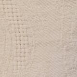 7 Damask napkins.