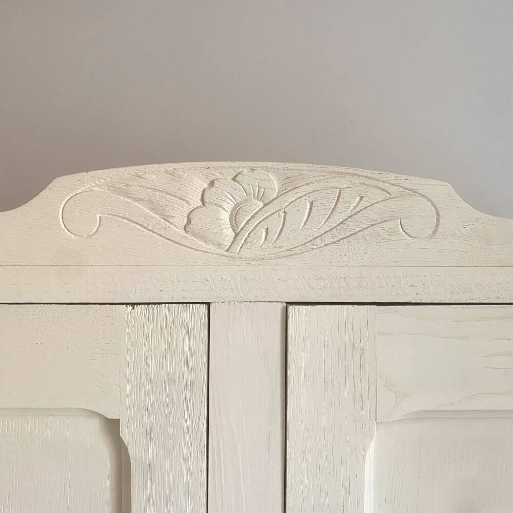 Armoire Art Deco