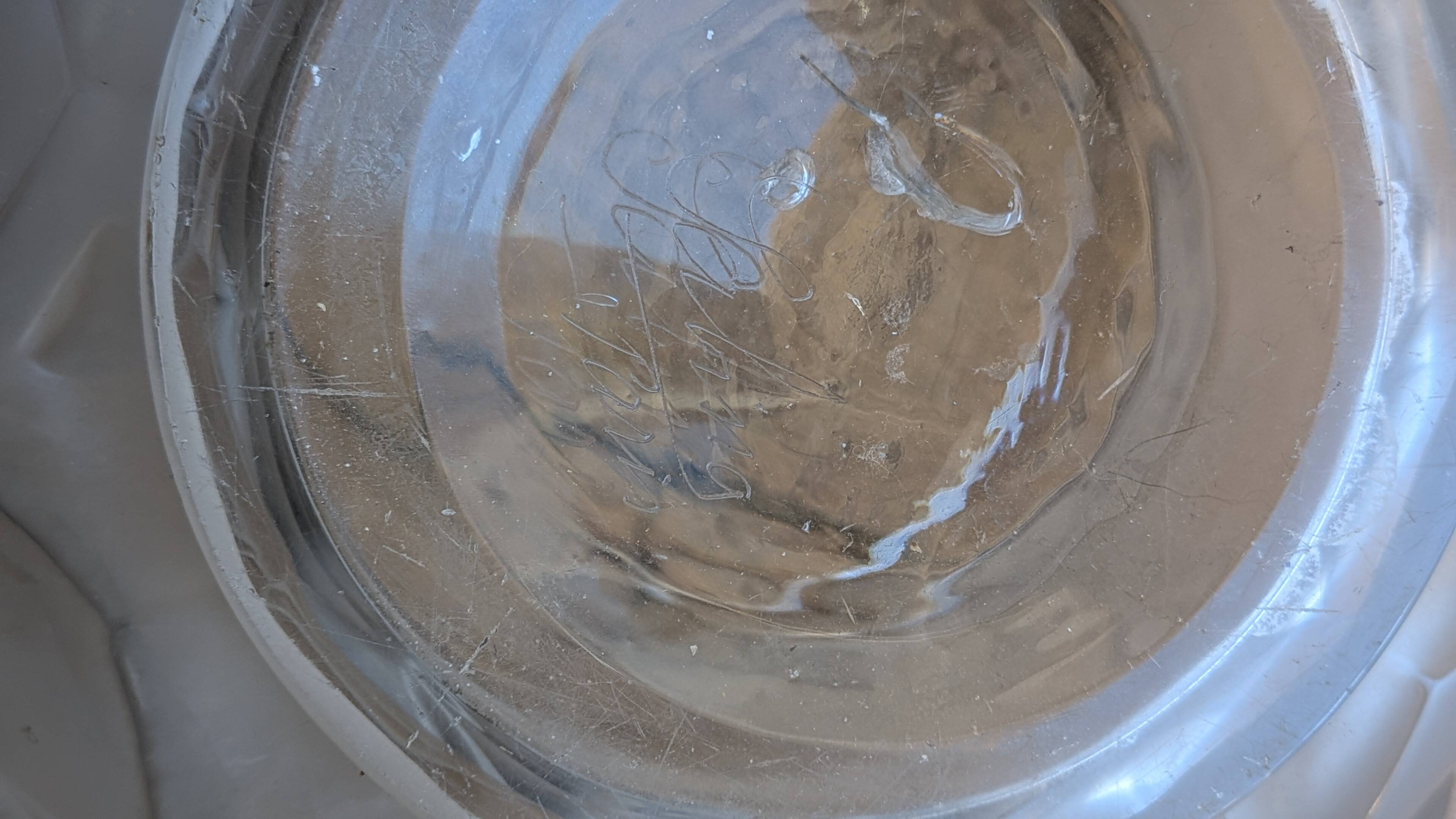 Vase en verre "Pivoines" signé Sabino