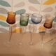 Lot de 10 verres à liqueurs formes et couleurs variées