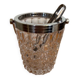 Ice bucket with its pliers