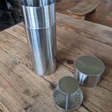 Cylinda line shaker in vintage stainless steel - design Arne Jacobsen for Stelton