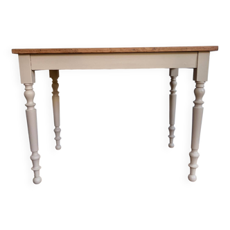 Table en bois massif