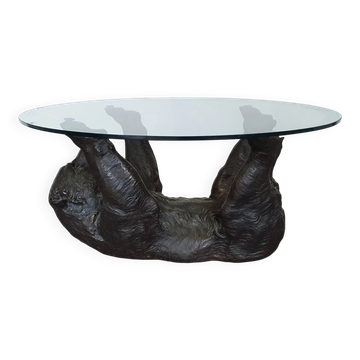 Well detailed bronze bear coffee table frame.