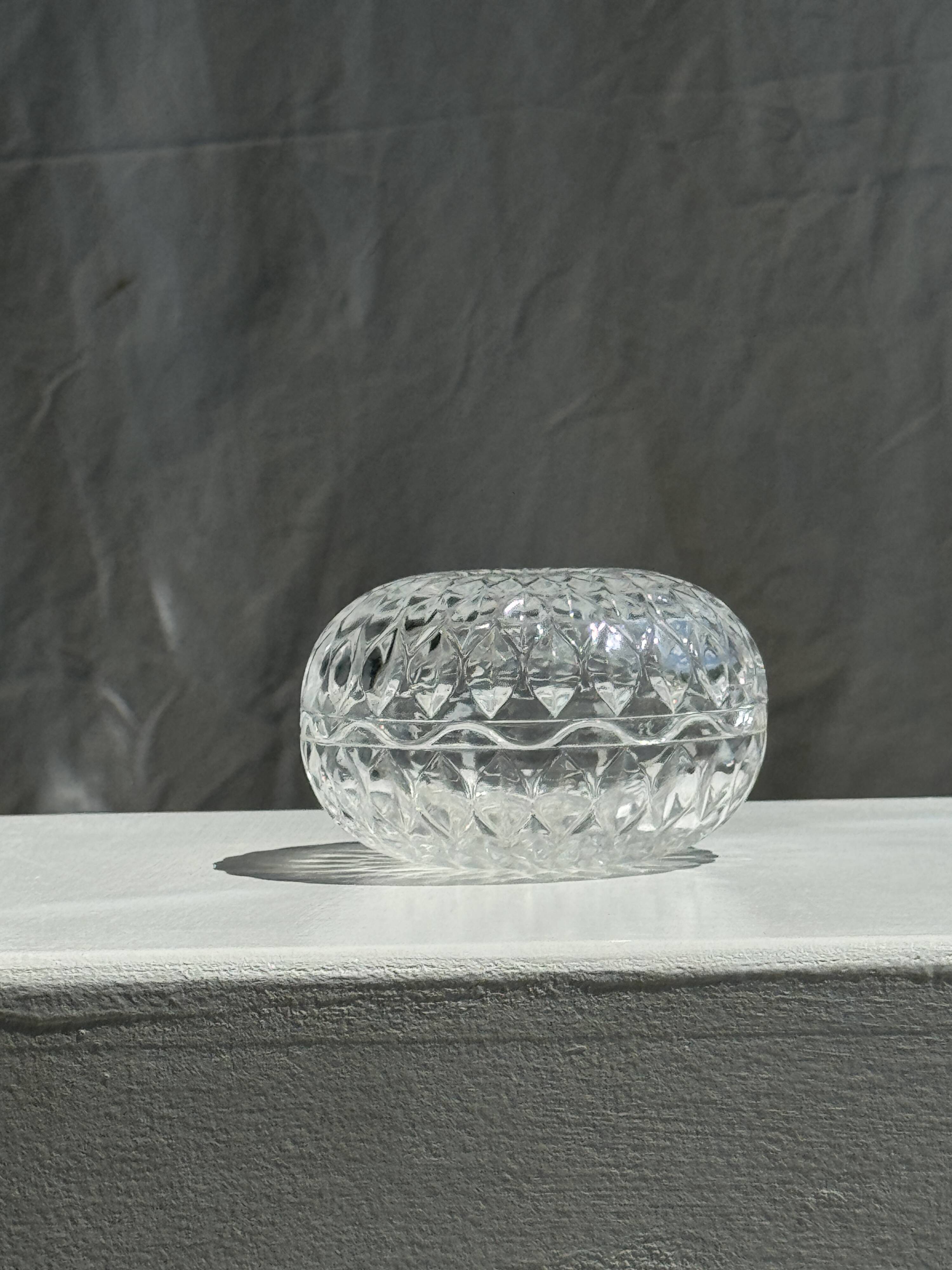 Small glass candy box Cristal d'Arques France