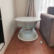 Table basse Holophane en marbre blanc