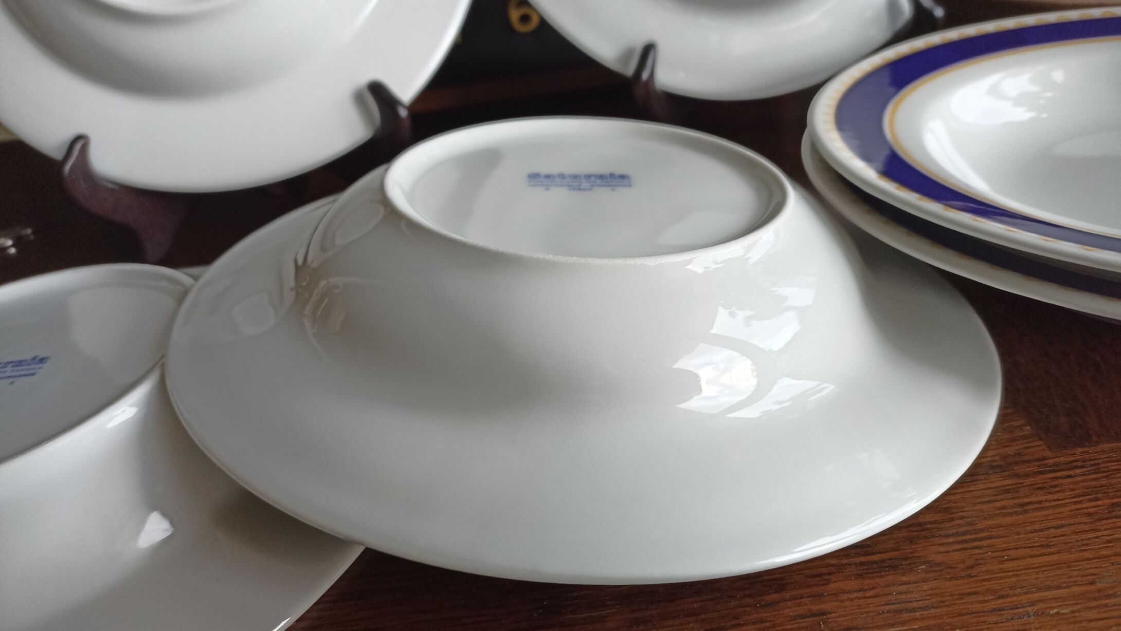 6 hollow / pasta plates by Saturnia porcelain