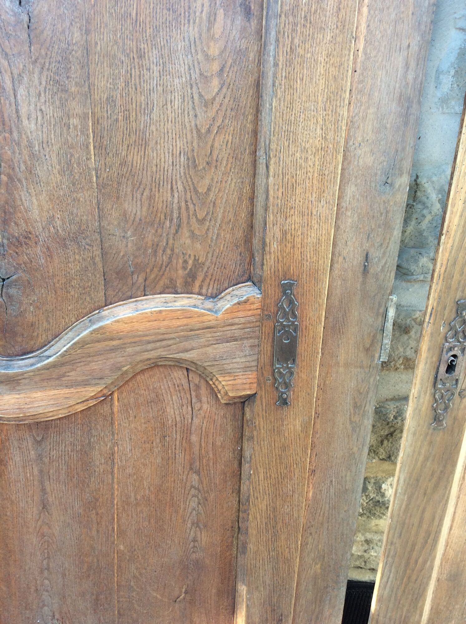 Paire de portes d'armoire ancienne en bois