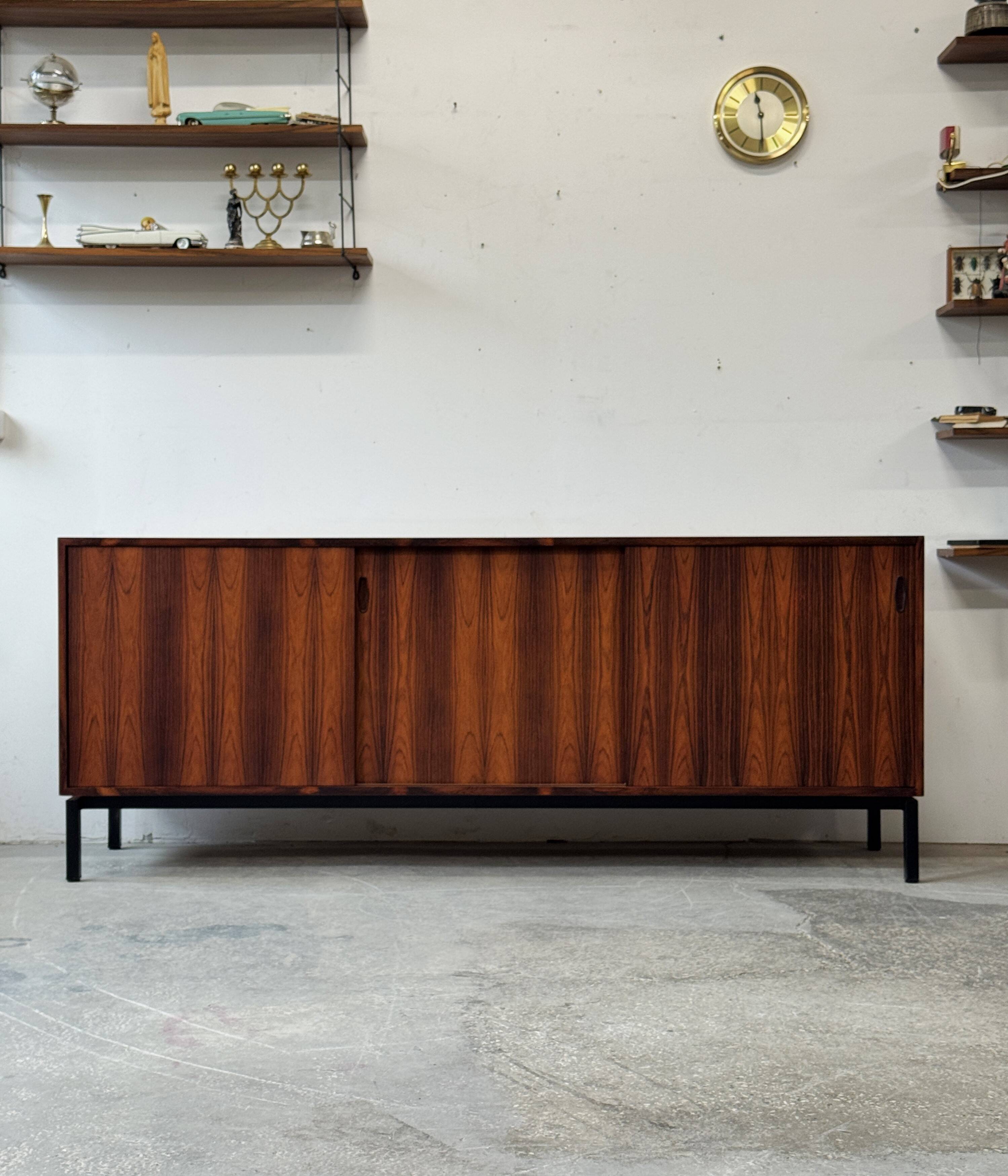 Lowboard Rosewood Chest of Drawers, Denmark 1960s/1970s, mid-c, vntg