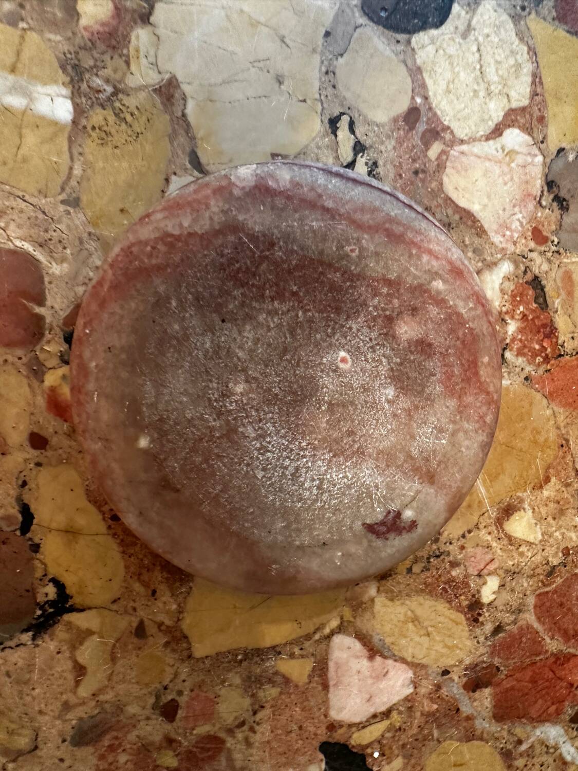 Antique reddish marble ashtray D 12 cm