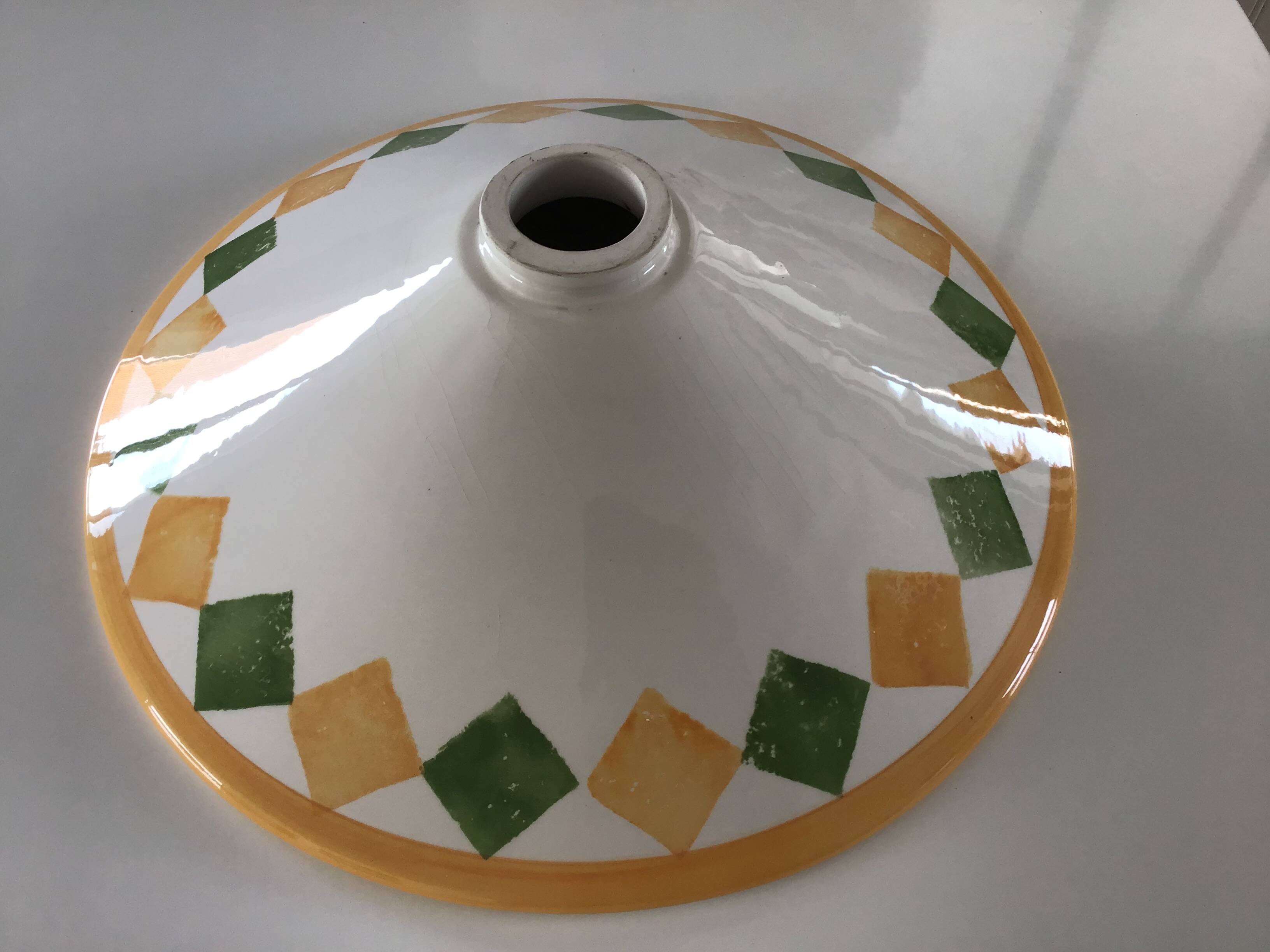 Ceramic pendant lampshade
