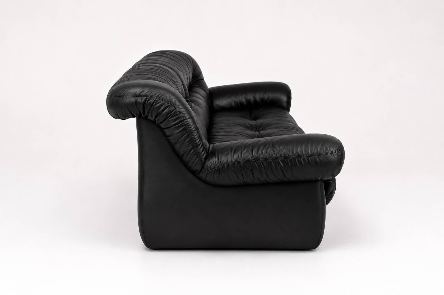 1970’s Vintage Italian design black leather sofa from PelleRossi