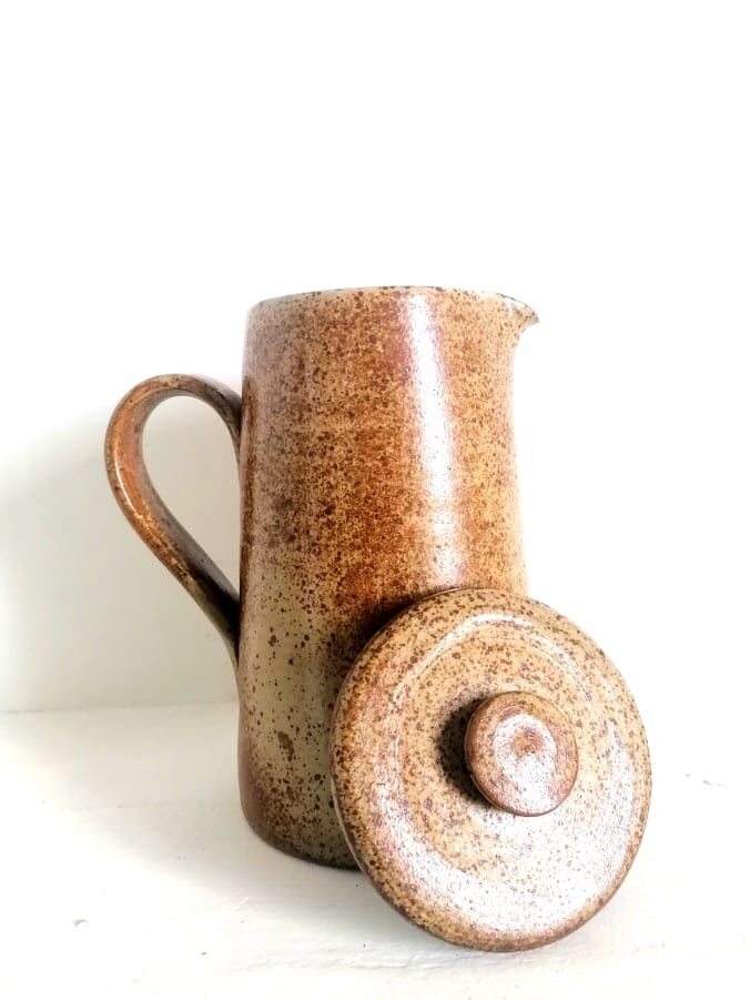 Duo of pyrity sandstone pots, 1960