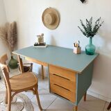 Scandinavian desk with its Baumann chair