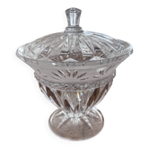 Bonbonnière en cristal taillé de Bohême sur pied avec couvercle