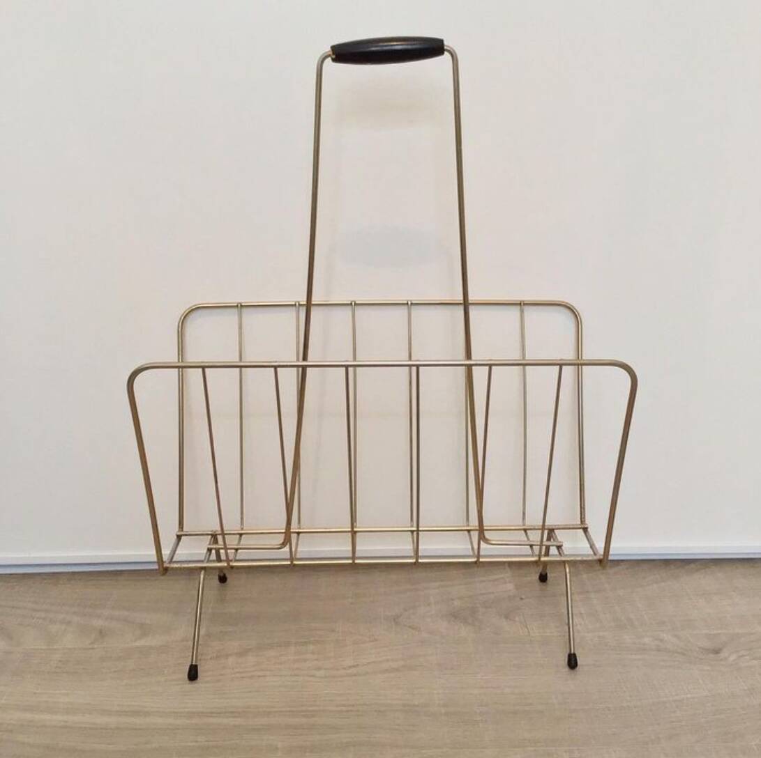 Vintage magazine rack in gold metal