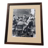 Black and white photo; terrace of the Champs Elysées