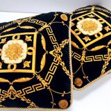 Paire de coussins noirs de haute qualité par Gianni Versace, Italie, années 1980-1990