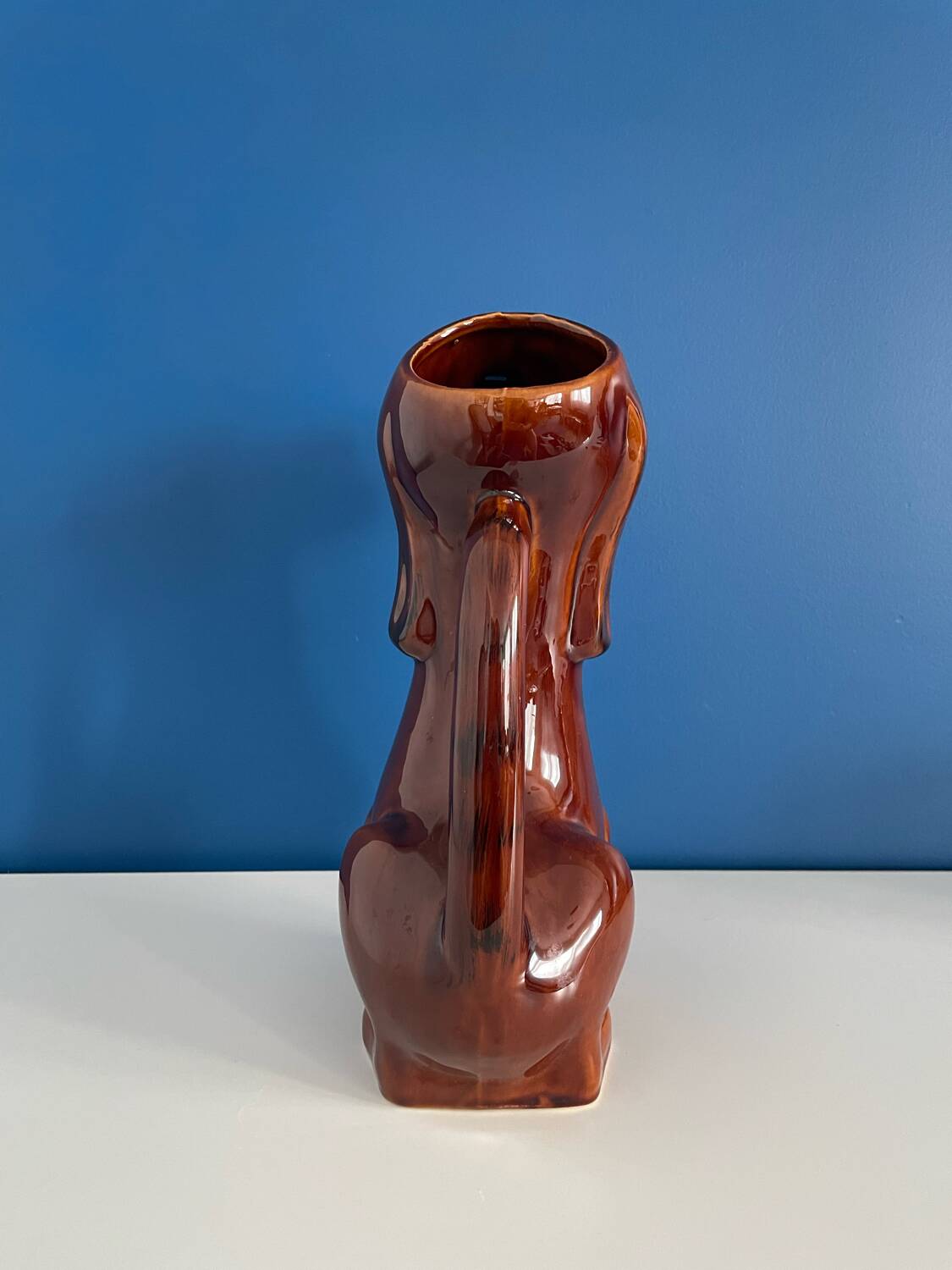 Dachshund dog pitcher