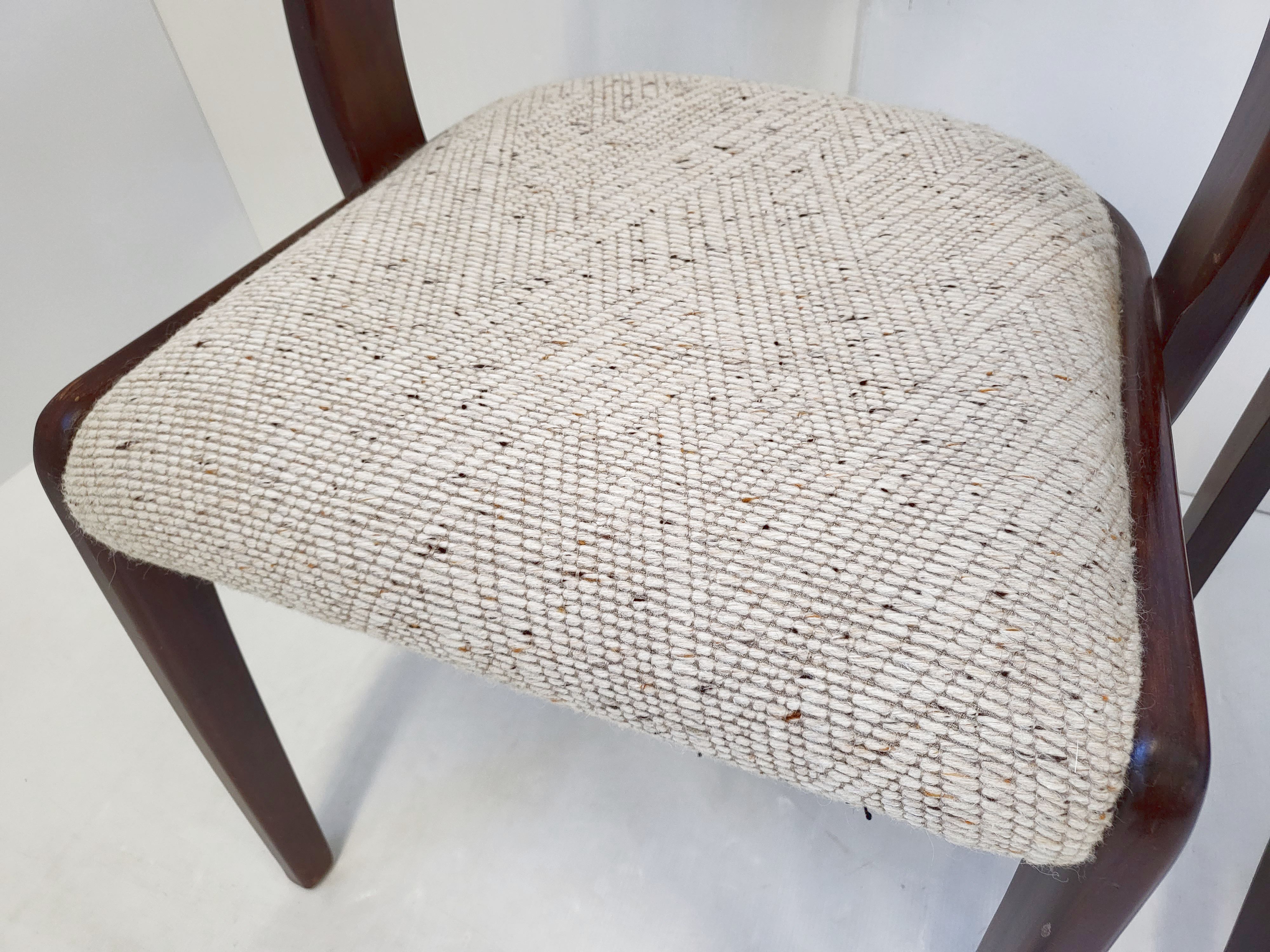 Paire de chaises gondole Baumann vintage 1970