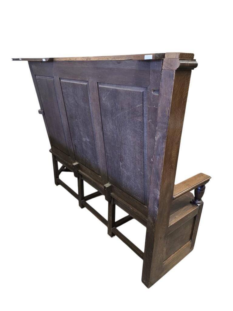 Vintage corner bench in wood in Henri II style