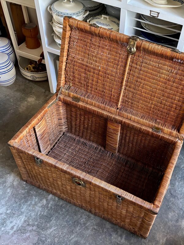 Malle, coffre en osier tressé ☐ 91 x 49,5 cm