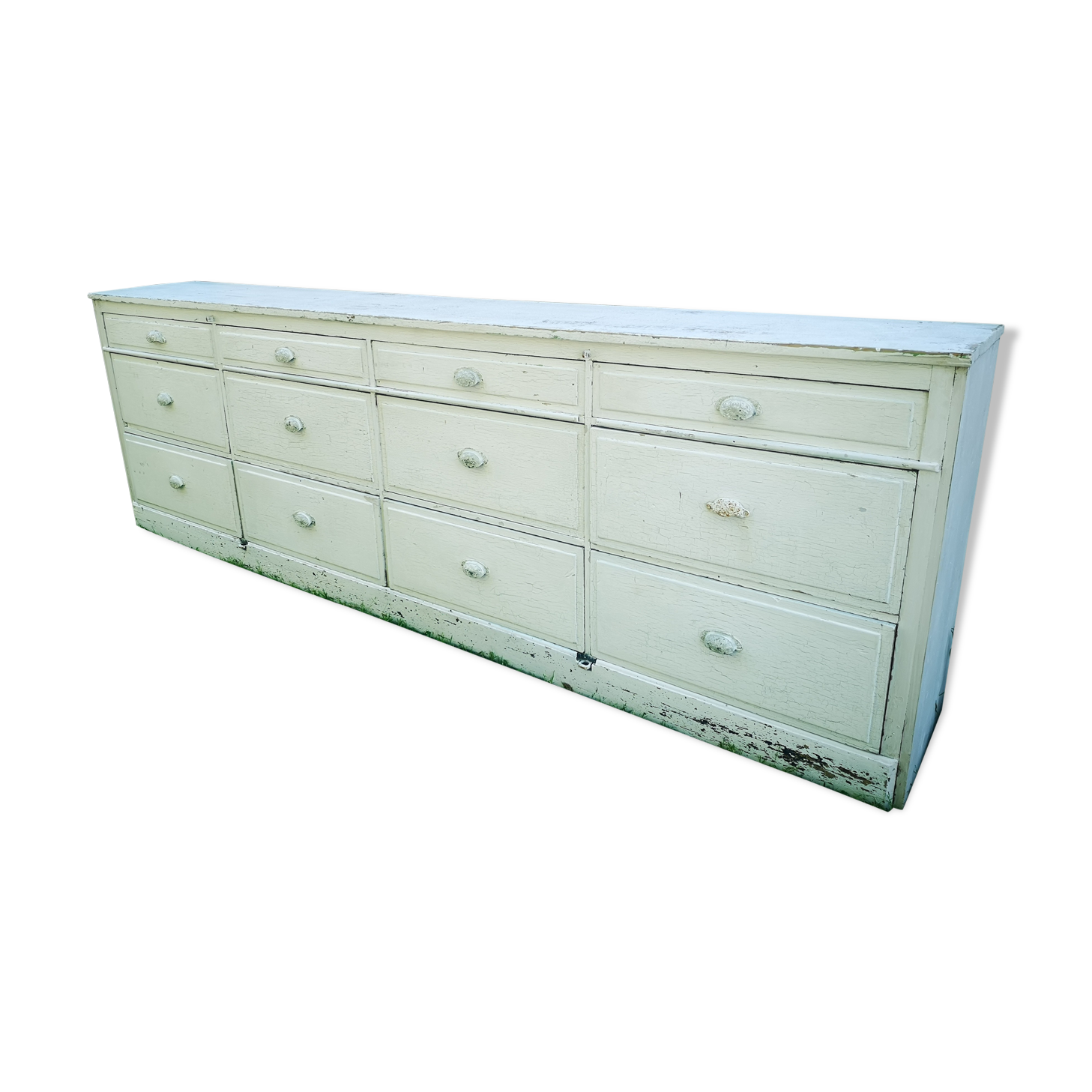 White craft furniture