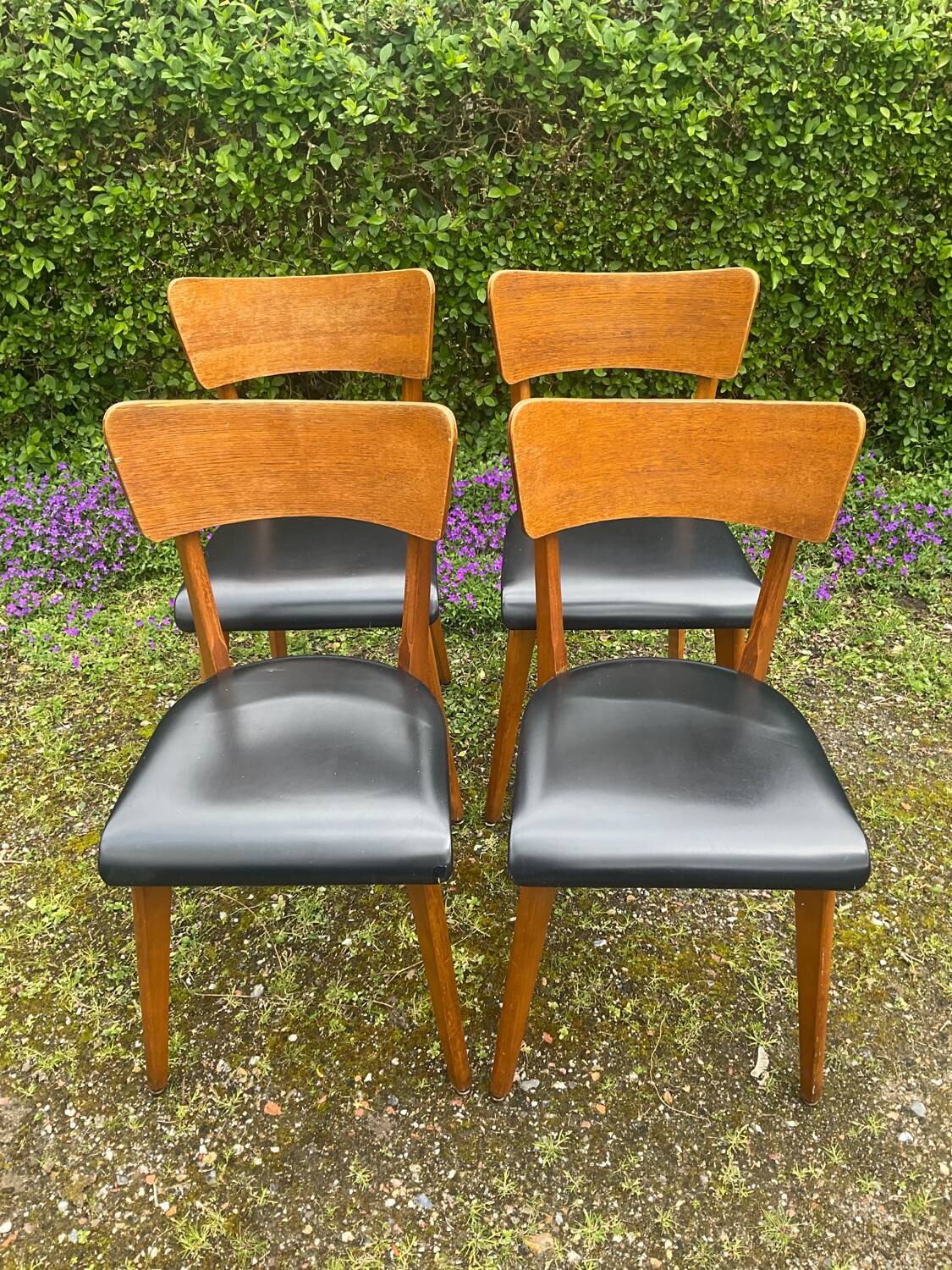 Series of 4 vintage chairs from the 50s and 60s