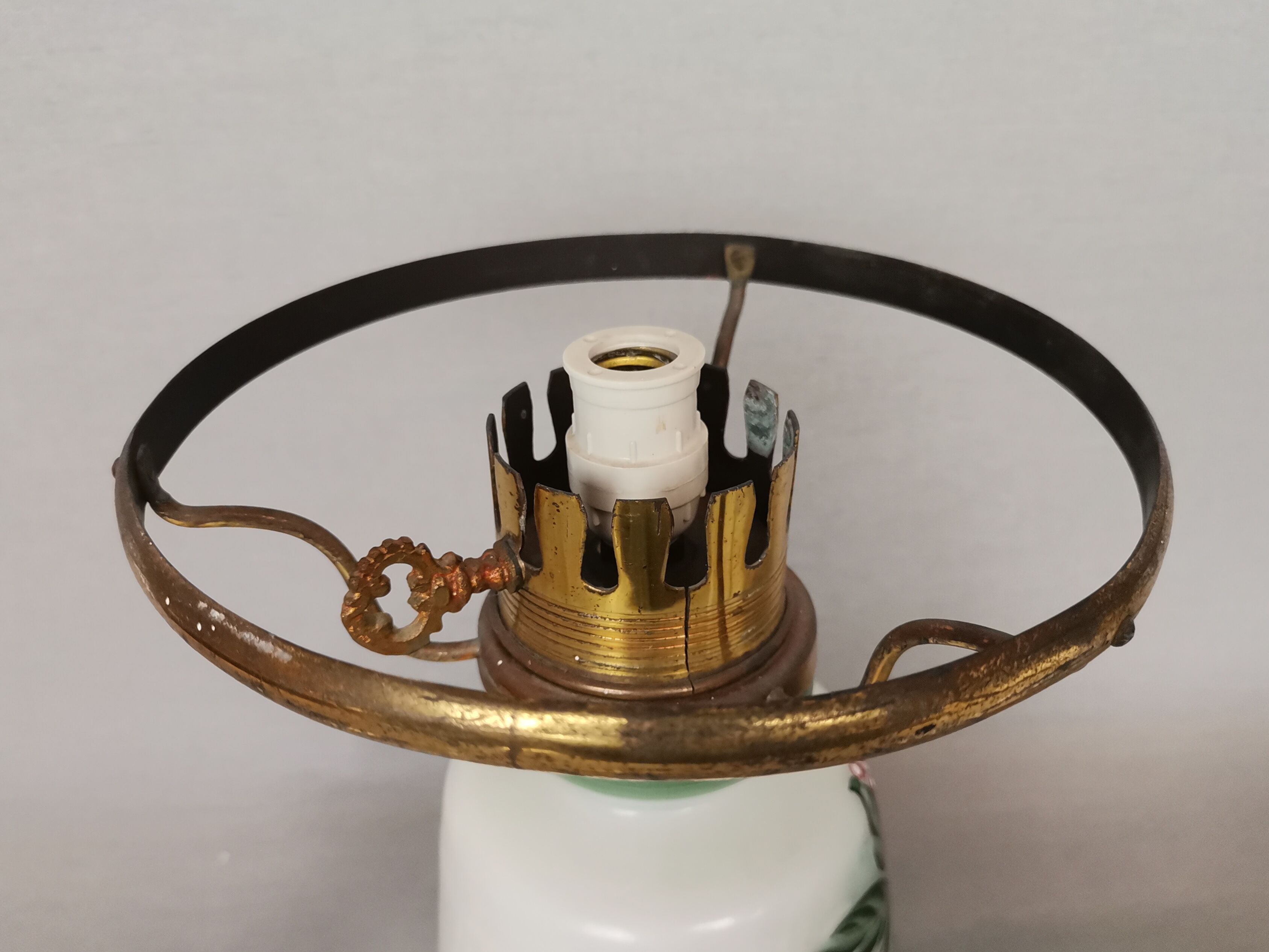 French country 1960s rustic green ceramic and glass vintage table lamp