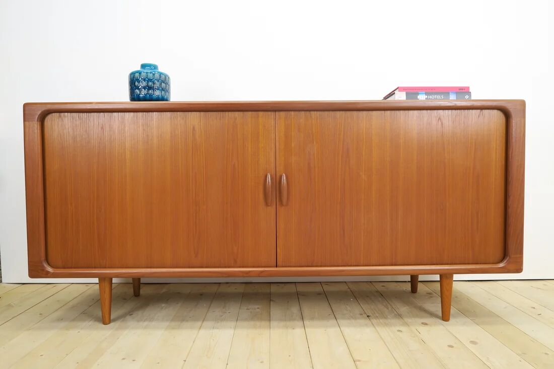 Buffet en teck par Dyrlund, années 1960