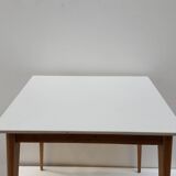 Scandinavian table
