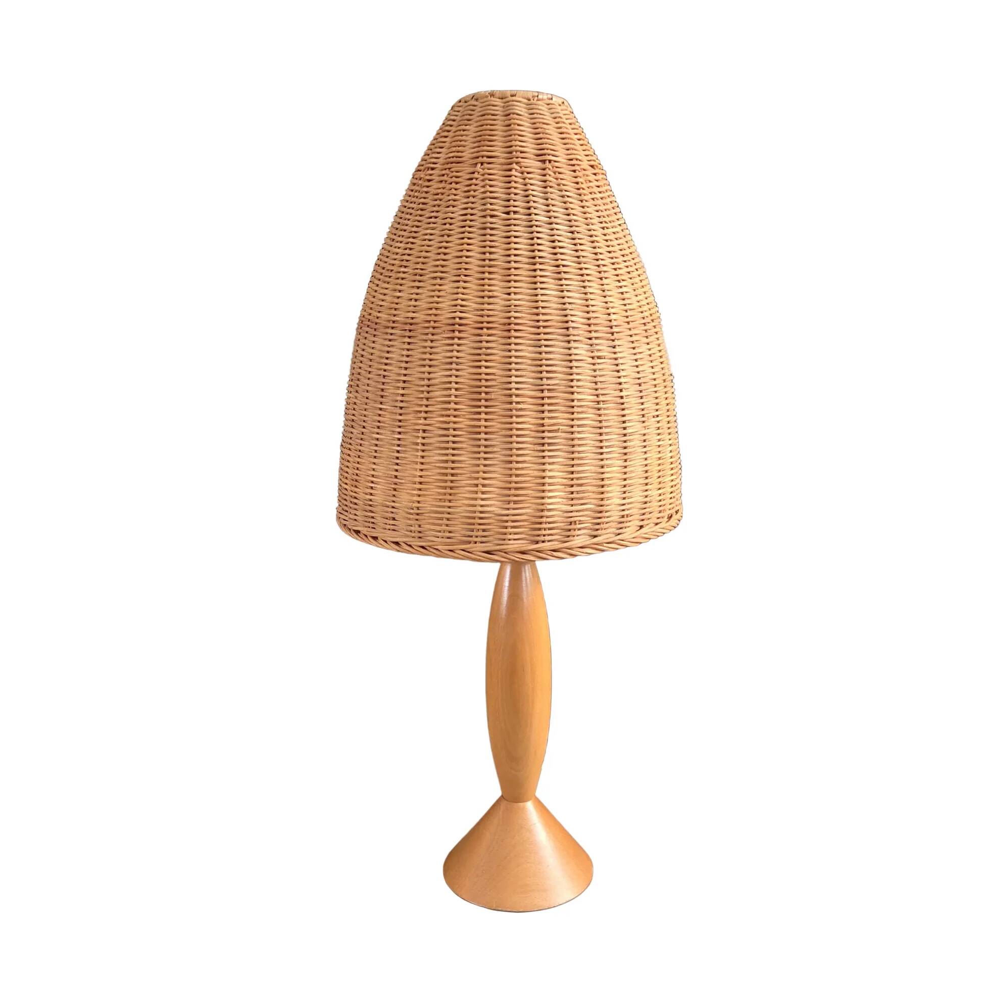 Table lamp in beech and rattan