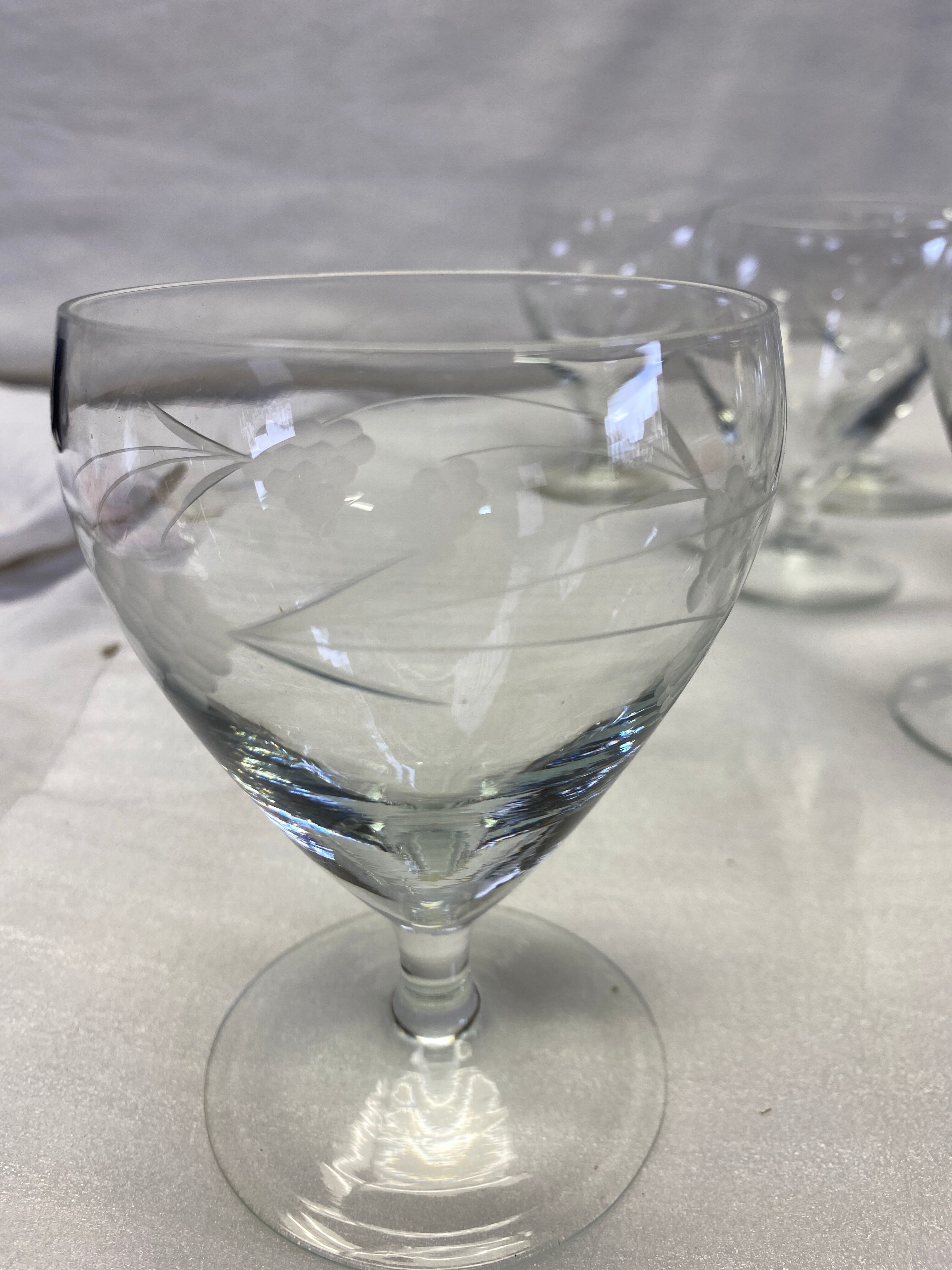 Set of 10 old glasses