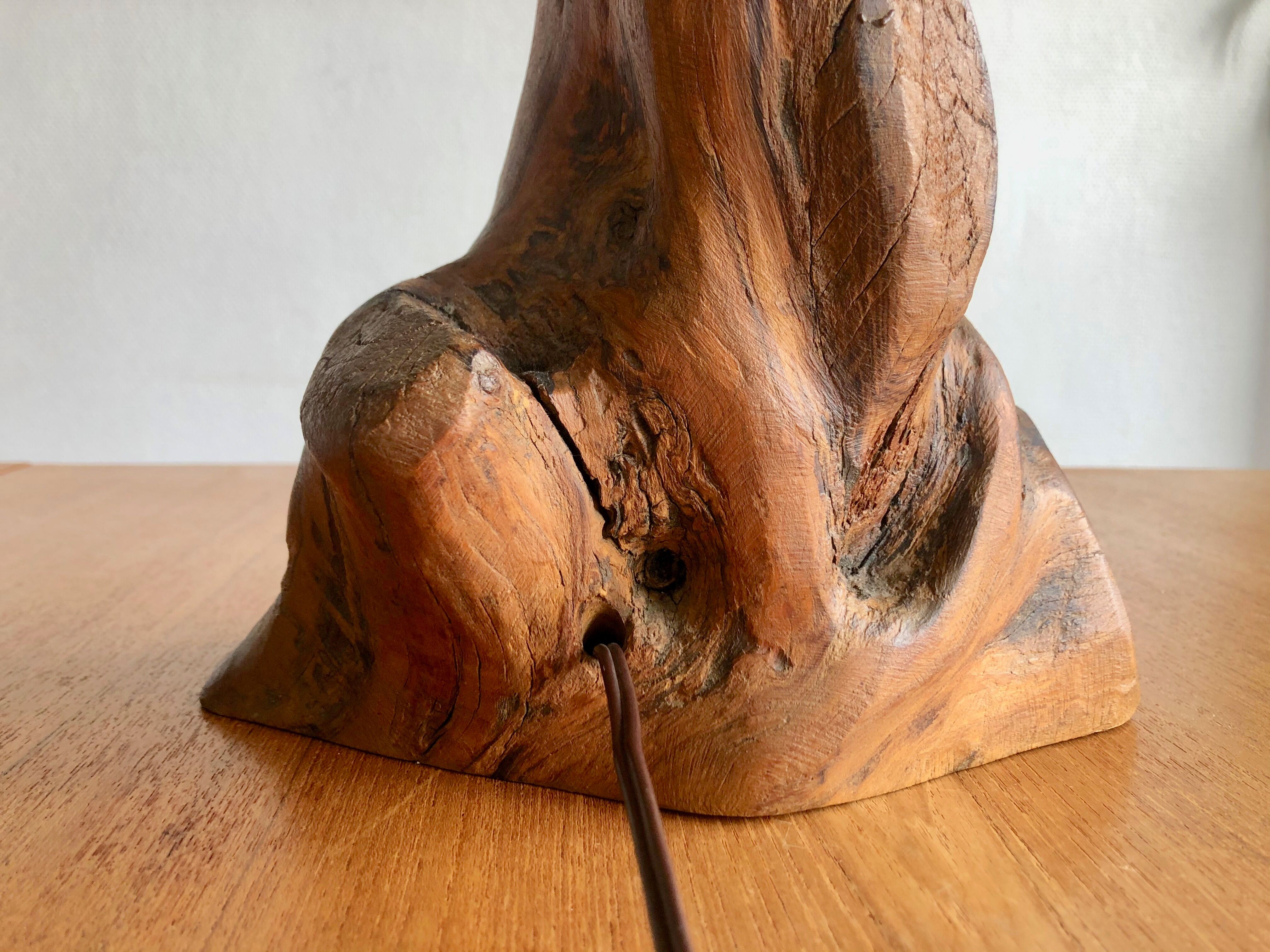 Anthropomorphic wooden lamp foot