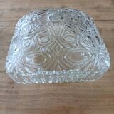 Plafonnier ancien en verre moulé
