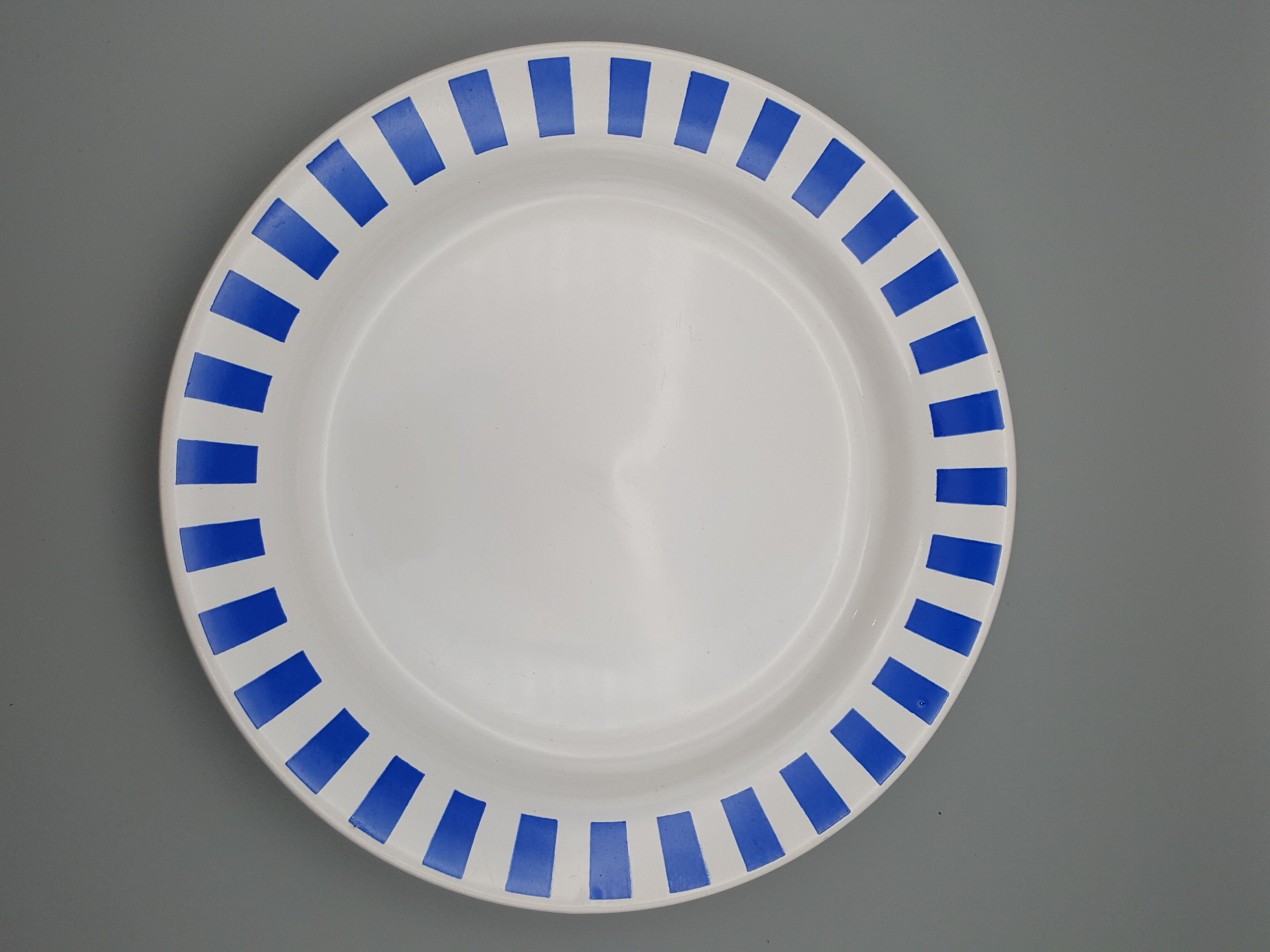 Plates saucers cups vintage white blue line hotesse ceramic