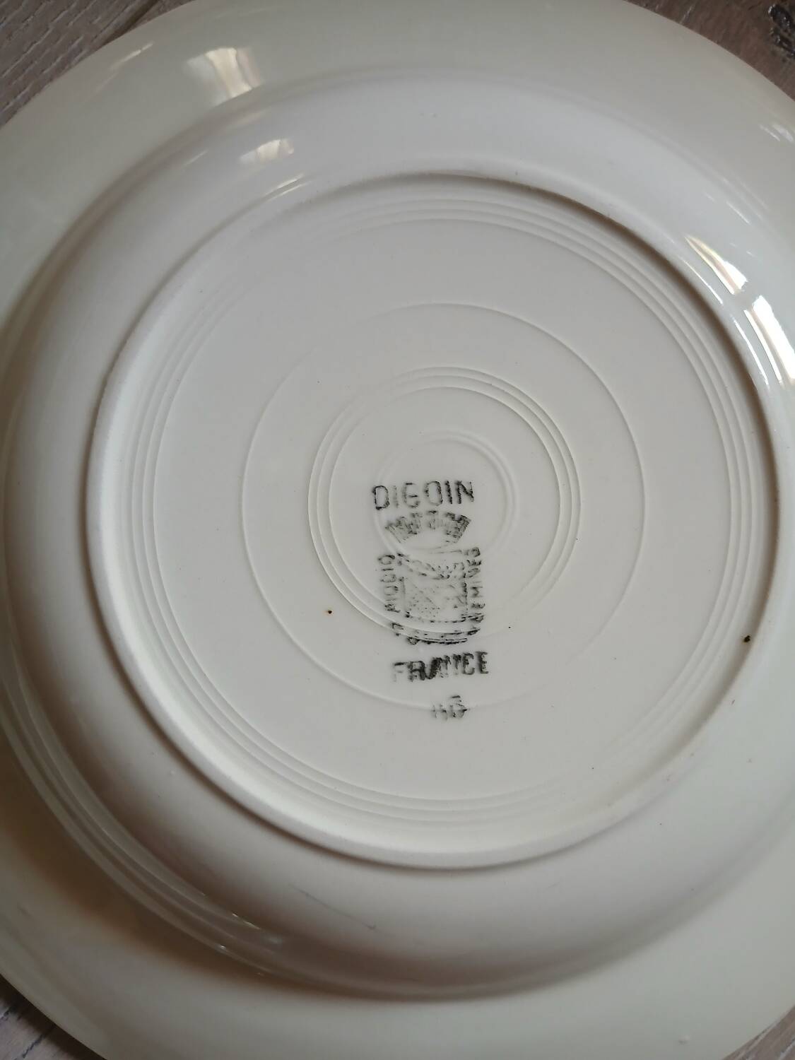 11 old Digoin and Sarreguemines plates