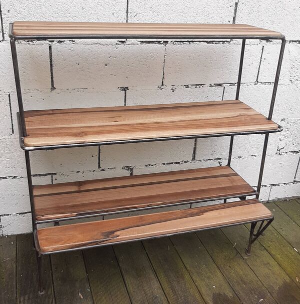 Étagère en fer forgé, 3 étagères en noyer