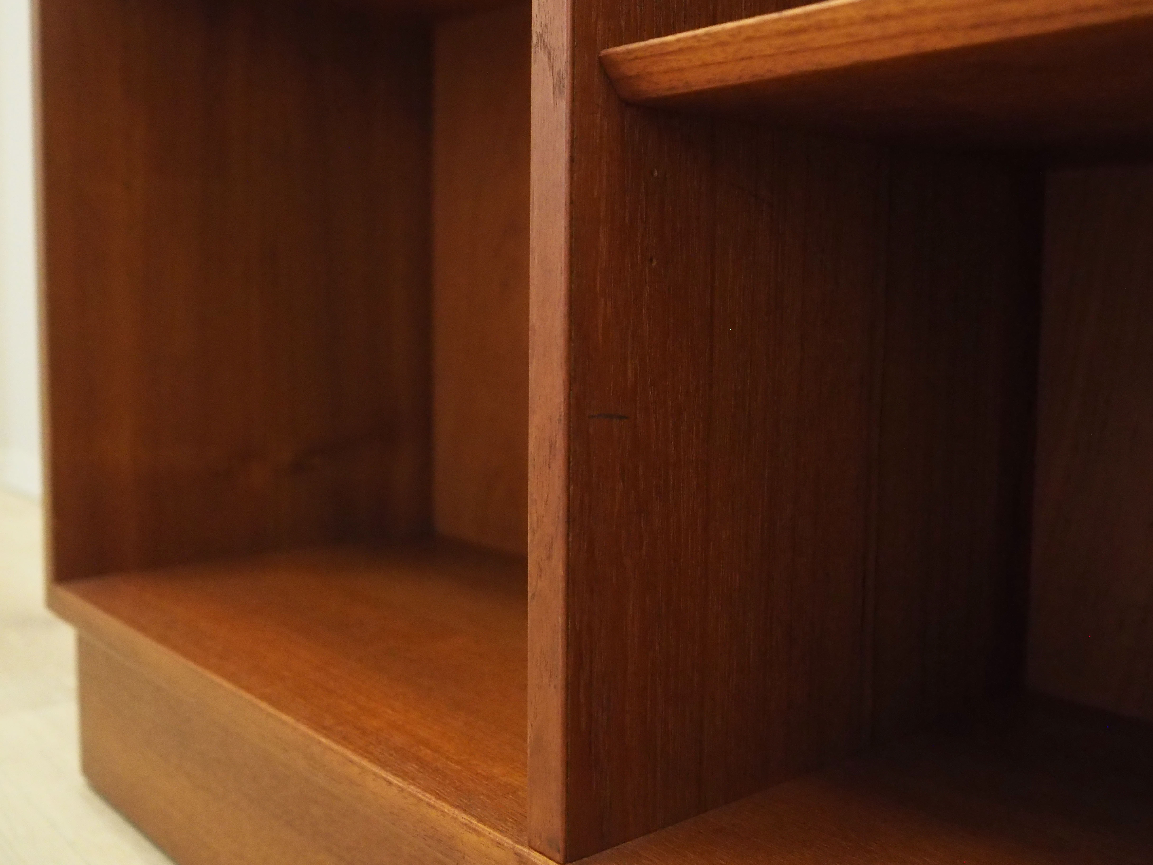 Teak bookcase, Danish design, 1970s, manufactured by Hundevad