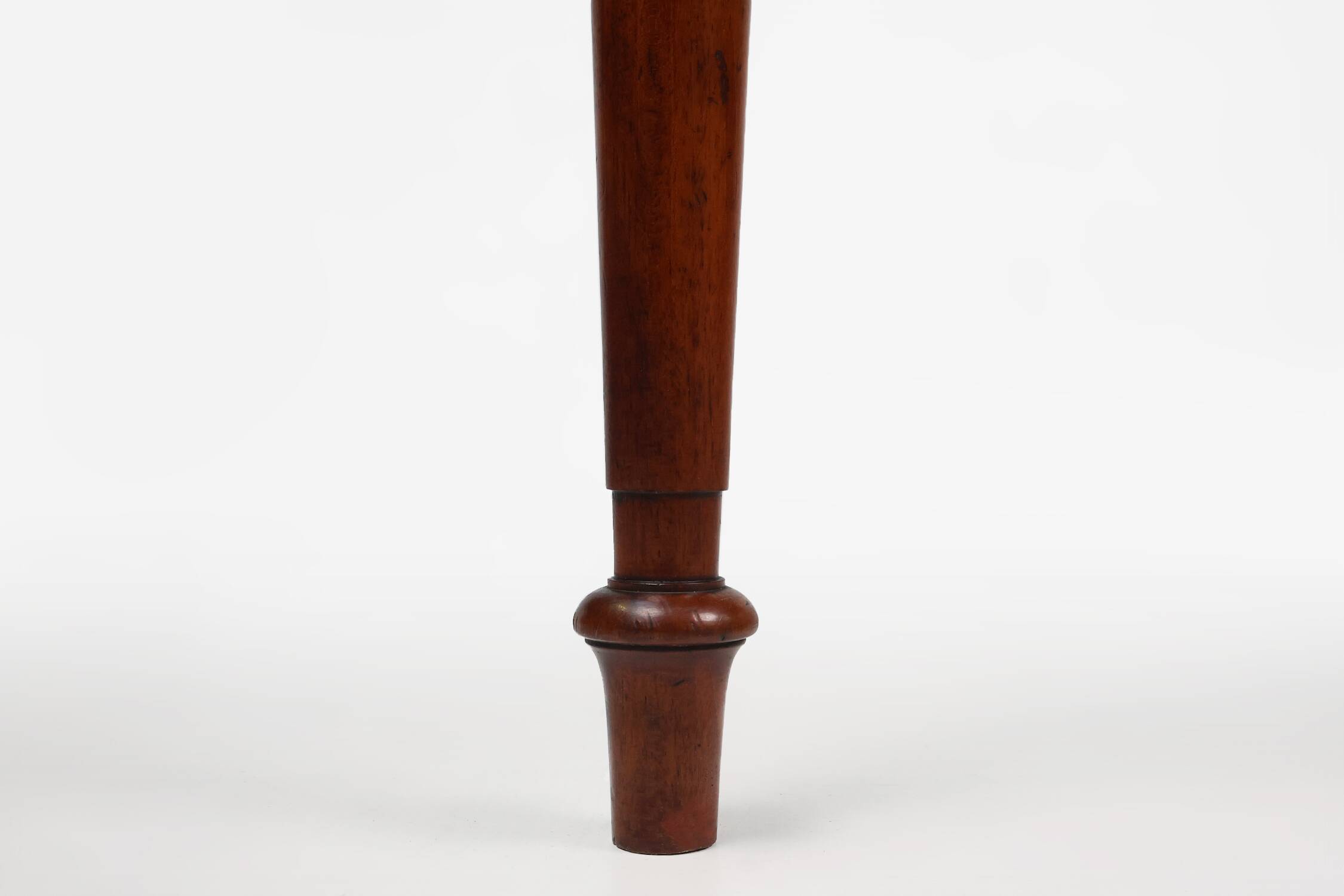 Elegant Mid 19th century English side table in full wood