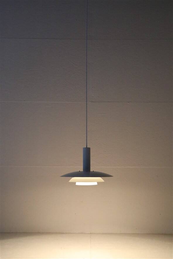 Filigree mid-century pendant lamp / Danish modern design / 1960s / 1970s