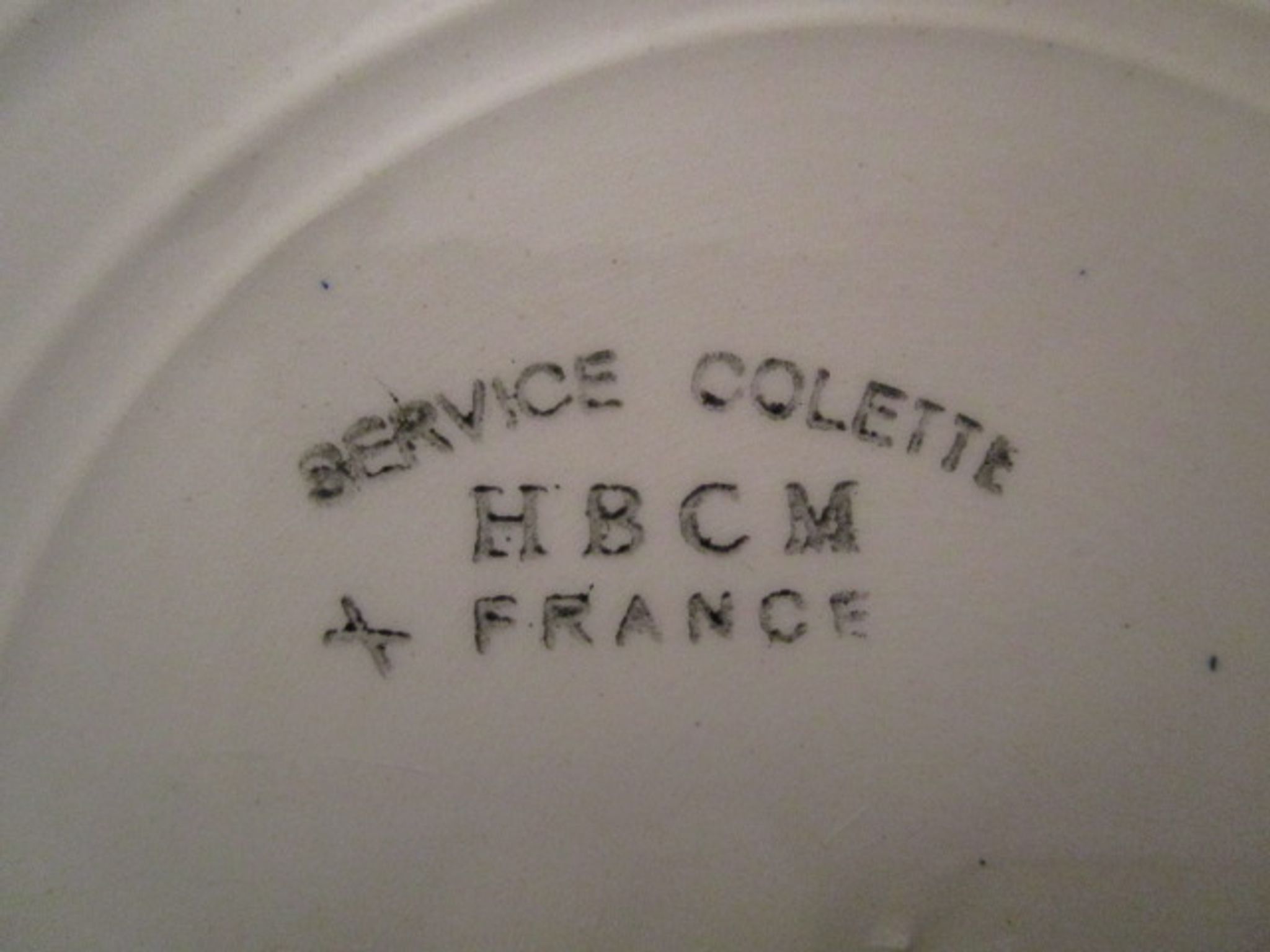 6 antique plates art-deco in earthenware of montereau decor model "colette"