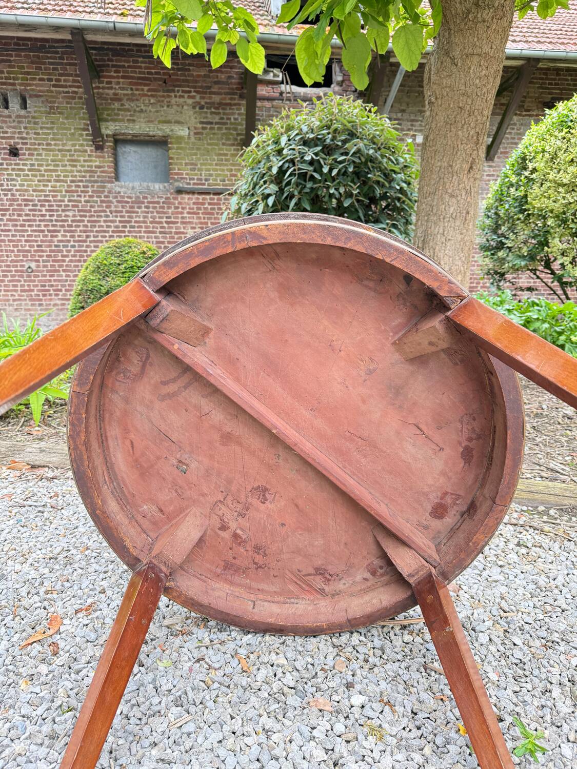 Living Room Table, Mahogany Pedestal Table, Directoire Period, 18th Century
