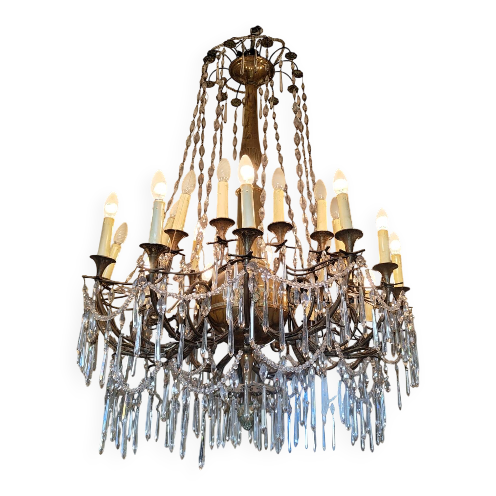Lustre en bronze doré et crystal