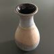Vase en grès beige