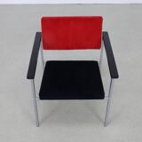 Fauteuil minimaliste, modèle compact, années 1960